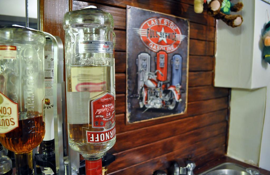 Cheers Hotel 블랙풀 외부 사진